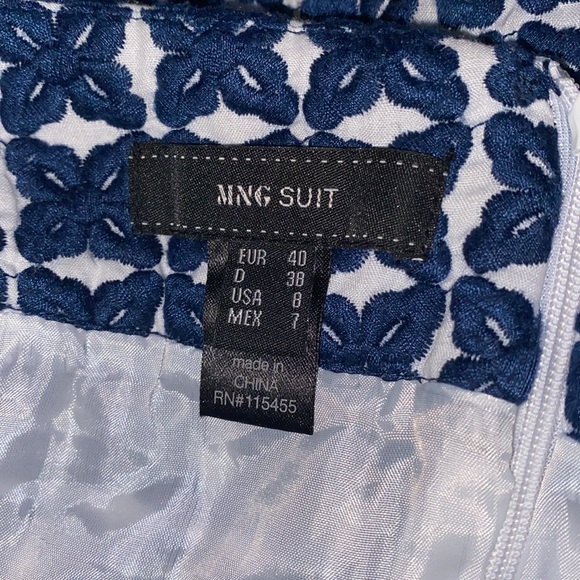 Nwot Mango MNG Textured Suiting Mini Skirt Navy and White - Picture 5 of 6